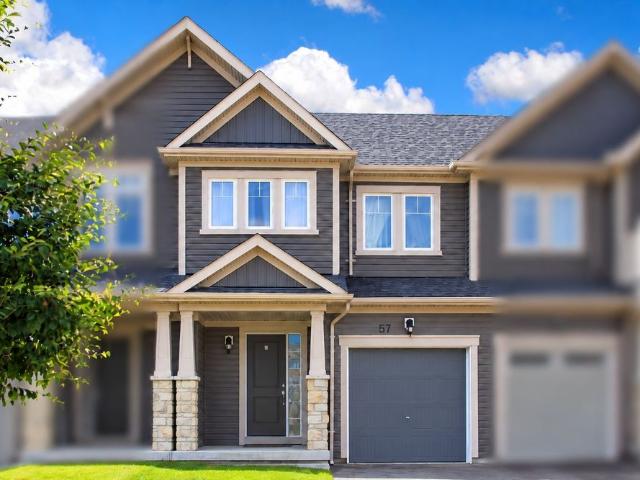Townhouse for rent in Kingmeadow, Oshawa
