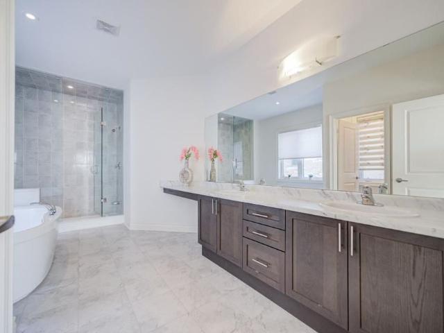 House for rent in Bradford West Gwillimbury, Central Ontario