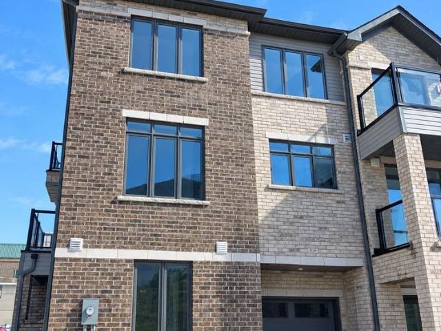 Townhouse for rent in Brant, Ontario