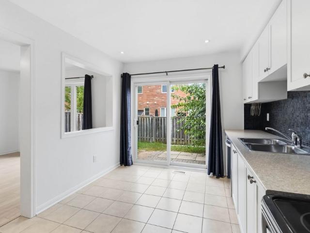 Townhouse for rent in Milton, Ontario