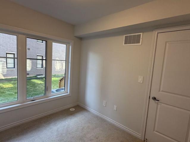 Townhouse for rent in Meadowvale South, Mississauga