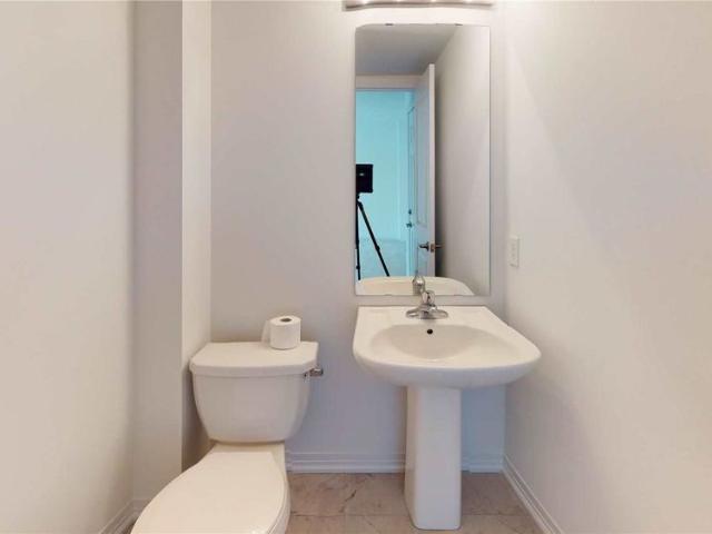 Townhouse for rent in Barrie, Central Ontario