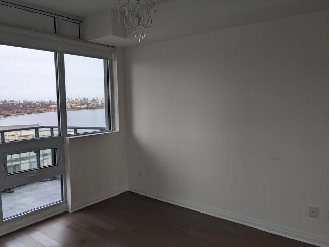 Apartment for rent in Etobicoke—Lakeshore, Toronto