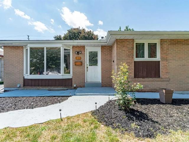 House for rent in Brampton, Golden Horseshoe