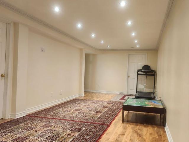 Townhouse for rent in Mulhurst Bay, Ontario