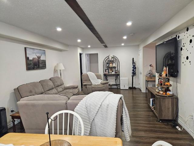 Apartment for rent in Manorview Estates, Kawartha Lakes