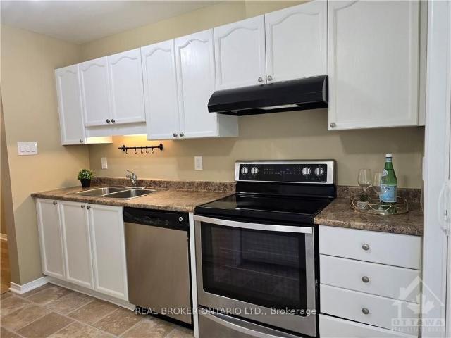 Townhouse for rent in Mulhurst Bay, Ontario