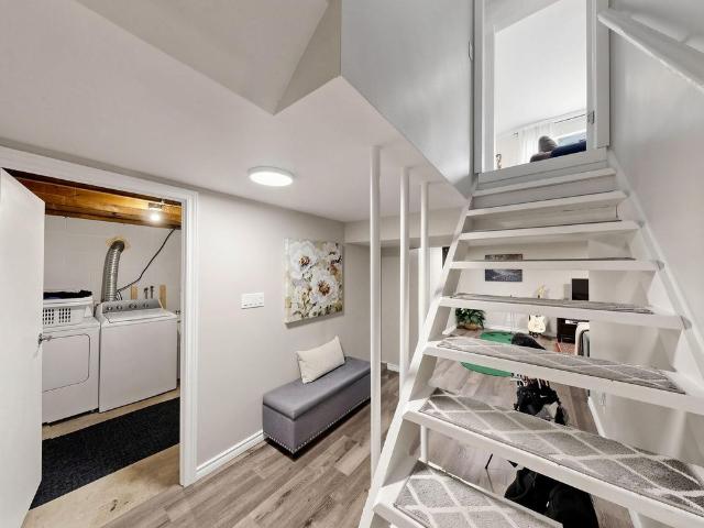House for rent in Etobicoke—Lakeshore, Toronto