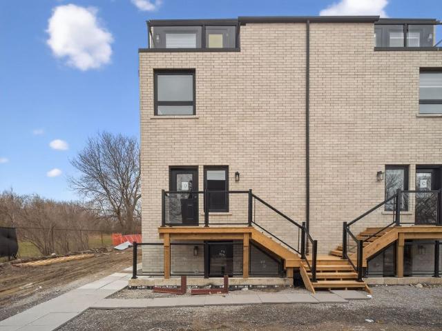 Townhouse for rent in Woburn, Ontario