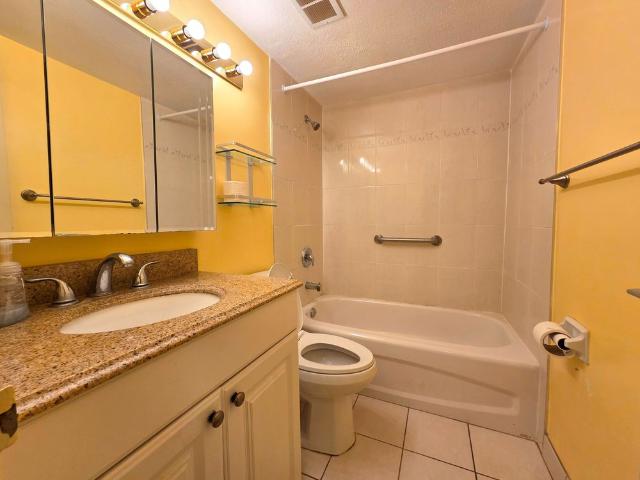 Apartment for rent in Beaches—East York, Toronto