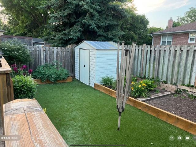 Room for rent in Oakville, Ontario