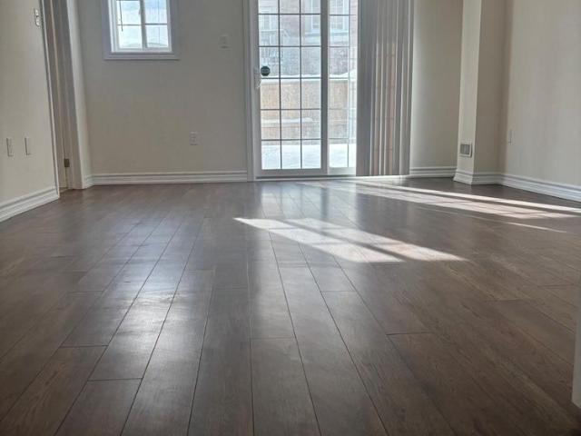 Townhouse for rent in Ancaster, Ontario