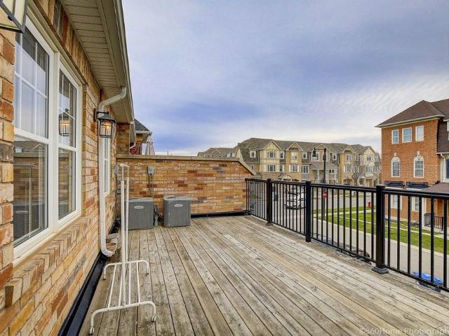 Townhouse for rent in Georgina, Ontario
