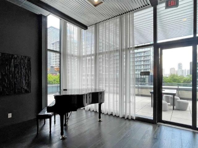 Apartment for rent in Toronto Centre, Toronto