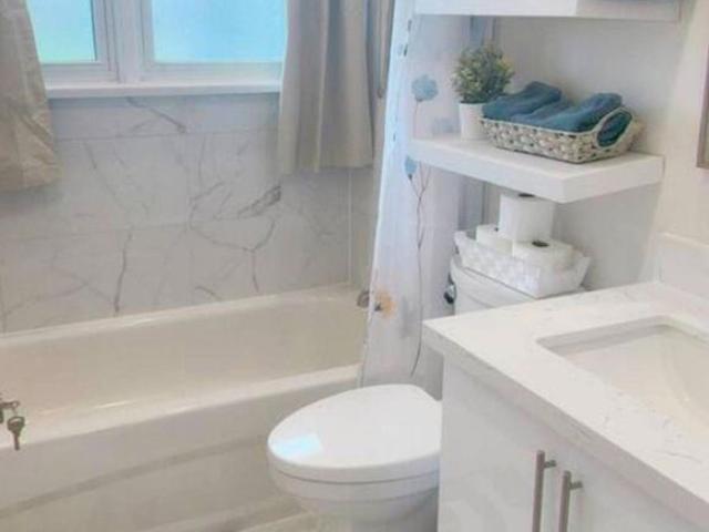House for rent in Niagara Falls, Golden Horseshoe