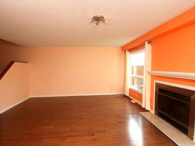 Townhouse for rent in Mulhurst Bay, Ontario