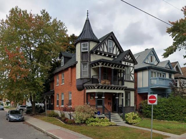 Apartment for rent in Chinatown, Ottawa