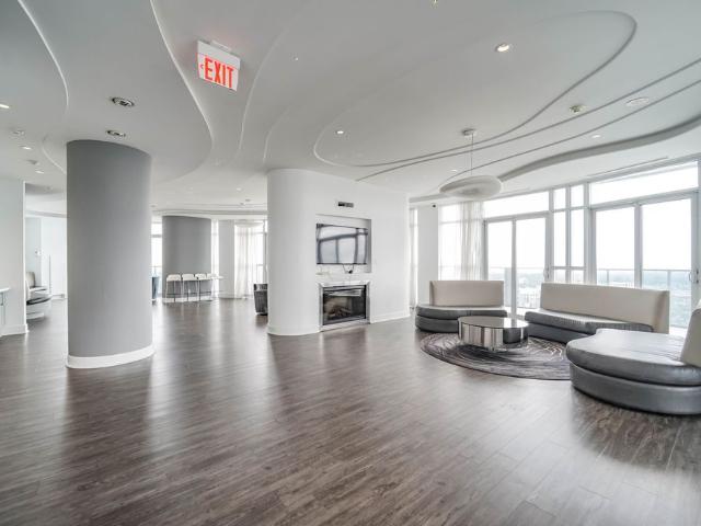 Apartment for rent in City Centre, Mississauga