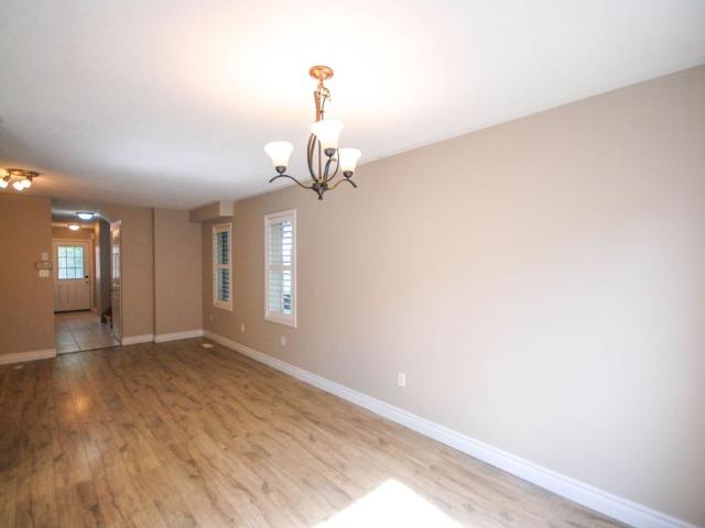 Townhouse for rent in Burlington, Ontario