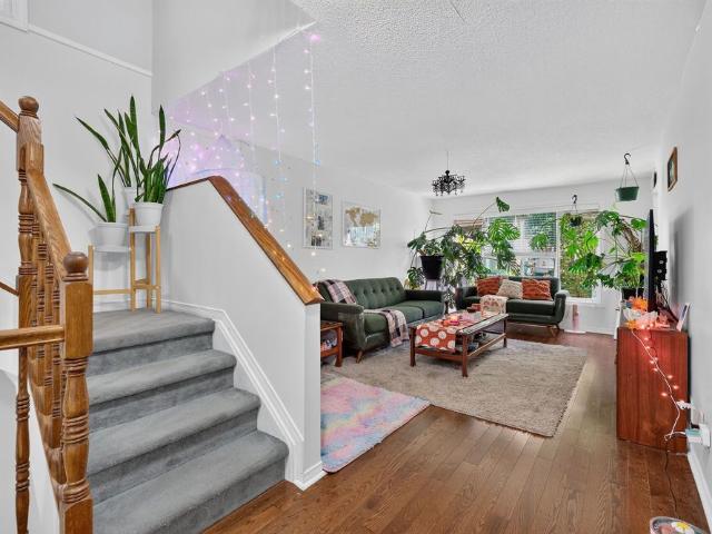 Apartment for rent in Orléans Village - Châteauneuf, Ottawa