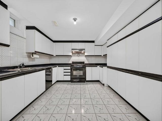 Apartment for rent in Vaughan, Golden Horseshoe