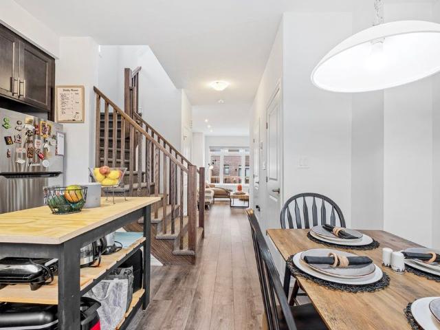 Townhouse for rent in Ancaster, Ontario