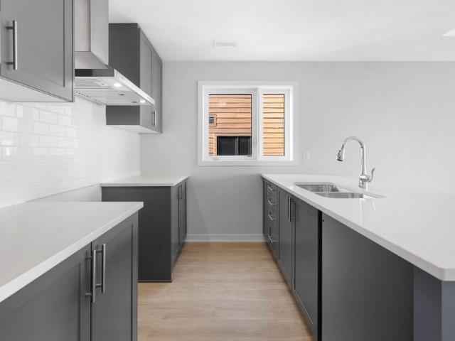 Apartment for rent in Barrhaven West, Ottawa