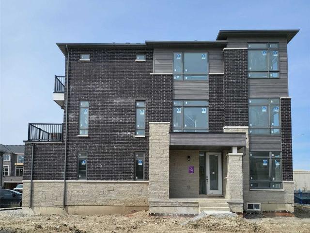 Townhouse for rent in Brampton, Golden Horseshoe