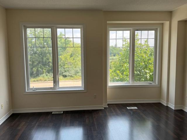 Townhouse for rent in Georgina, Ontario