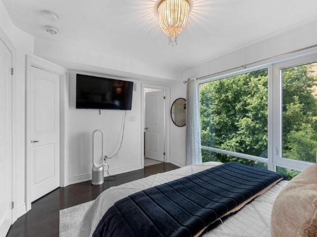 Townhouse for rent in Etobicoke Centre, Toronto