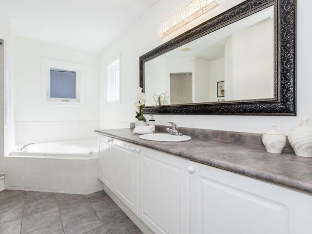 House for rent in Barrie, Central Ontario