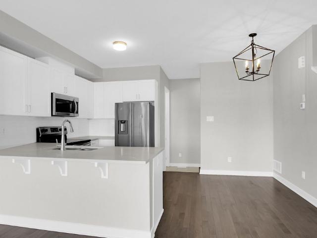 Townhouse for rent in Mulhurst Bay, Ontario