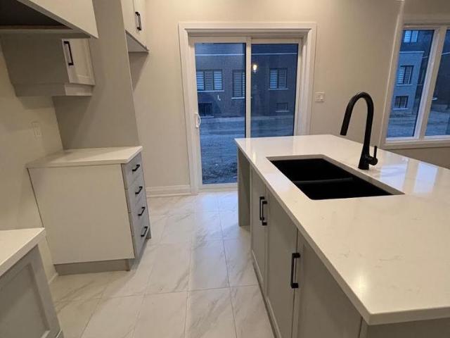 House for rent in Niagara Falls, Golden Horseshoe