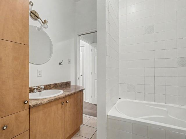 Apartment for rent in Mulhurst Bay, Ontario