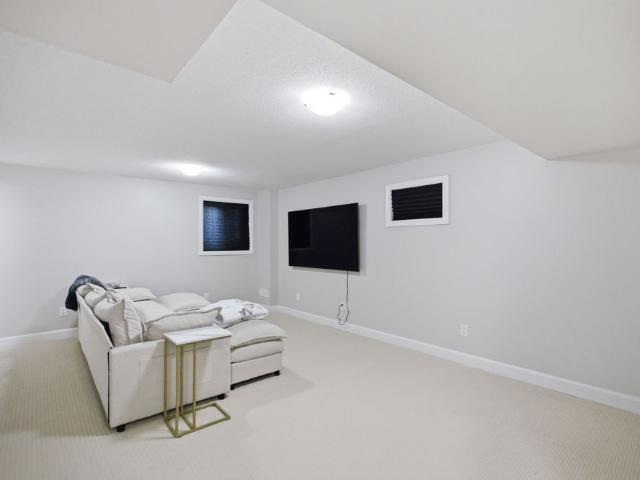 Townhouse for rent in Mulhurst Bay, Ontario