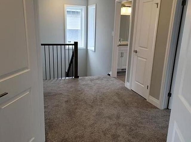 House for rent in Plympton–wyoming, Ontario