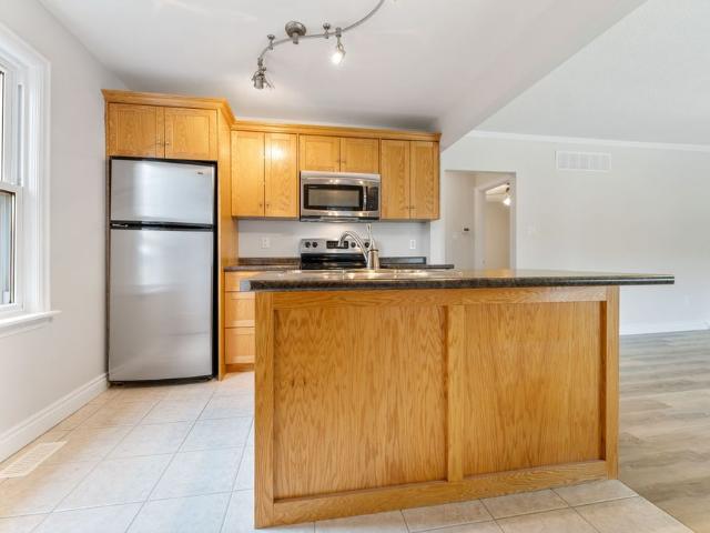 House for rent in Ancaster, Ontario