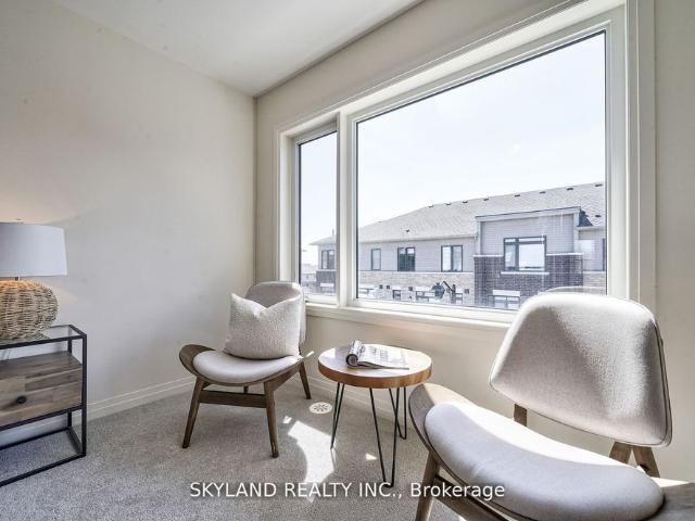 Townhouse for rent in Whitby, Golden Horseshoe
