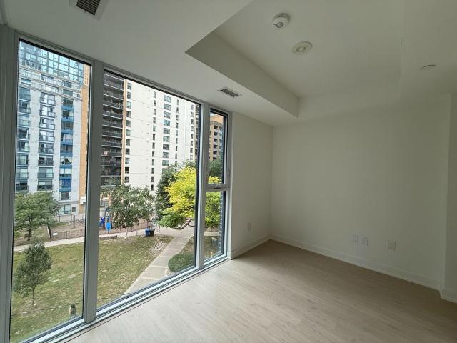 Apartment for rent in Toronto Centre, Toronto