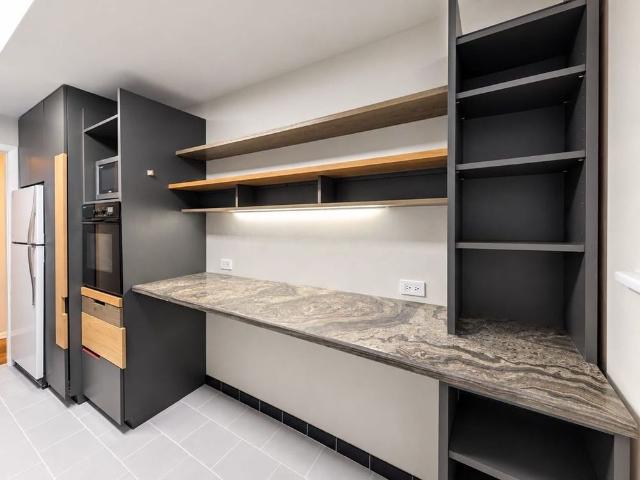 Apartment for rent in Etobicoke—Lakeshore, Toronto