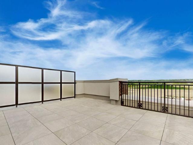 Apartment for rent in Richmond Hill, Golden Horseshoe