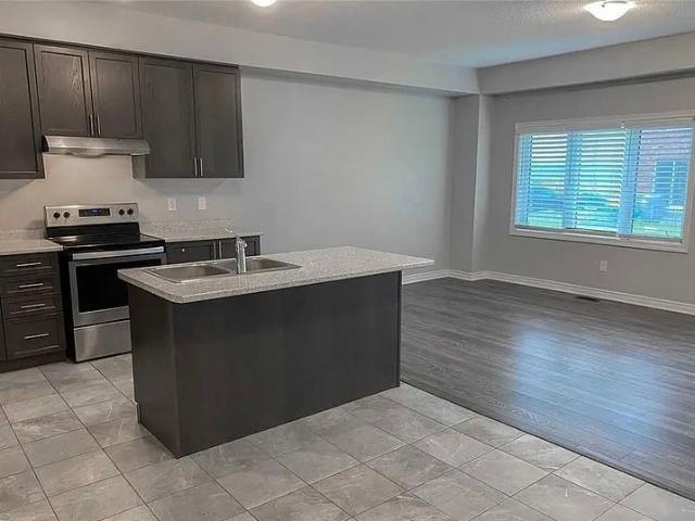 Townhouse for rent in Niagara, Ontario