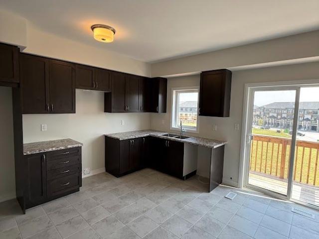Townhouse for rent in Brant, Ontario