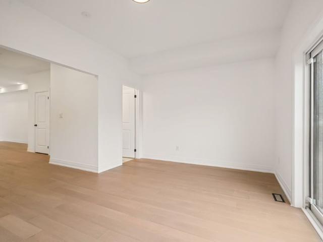 Apartment for rent in Meadowvale Business Park, Mississauga