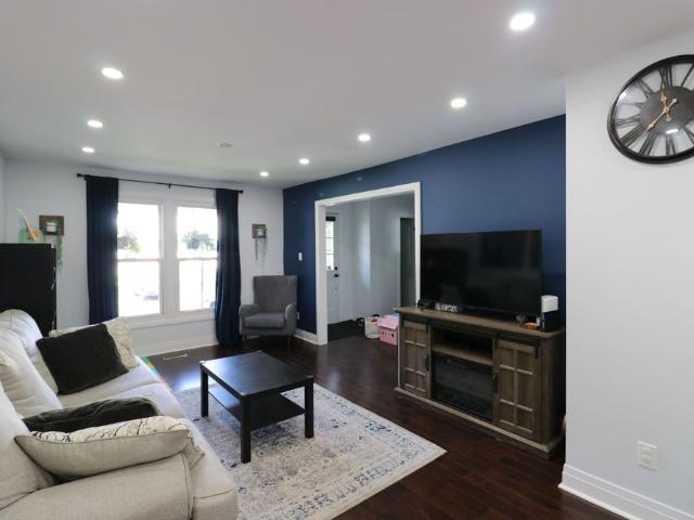 Apartment for rent in Meadowvale Business Park, Mississauga