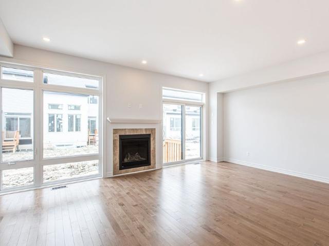 Townhouse for rent in Mulhurst Bay, Ontario