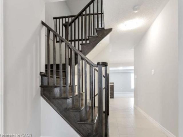 Townhouse for rent in Ancaster, Ontario