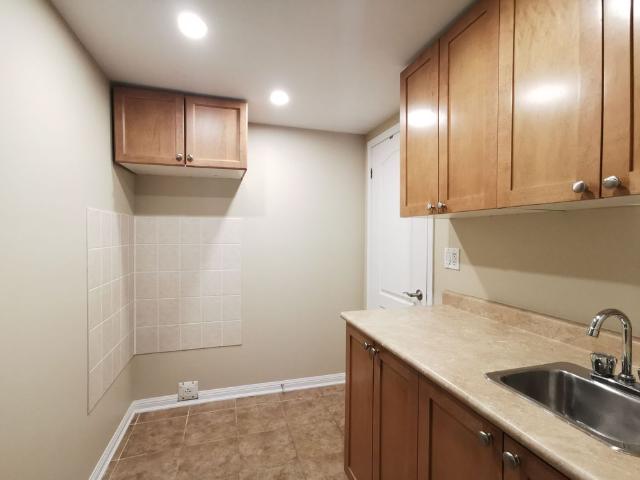 Townhouse for rent in Milton, Golden Horseshoe