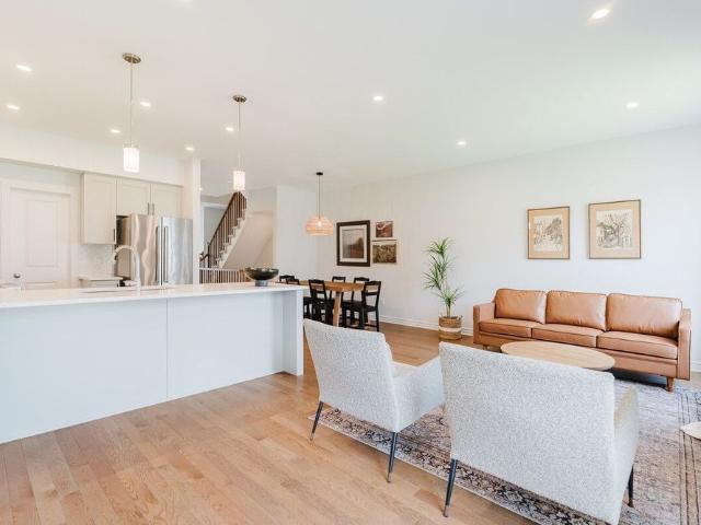 Townhouse for rent in Mulhurst Bay, Ontario