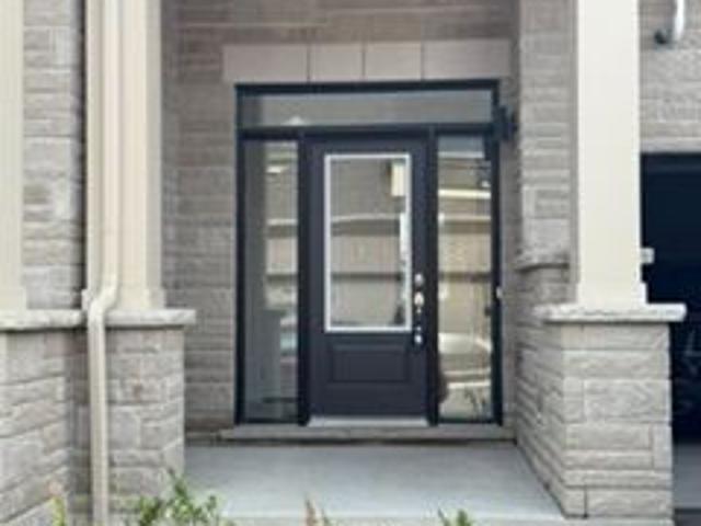 Townhouse for rent in Kawartha Lakes, Ontario